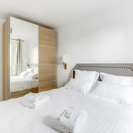 Pick A Flat's Rue D'avron - Nation Apartment