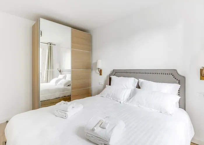 Pick A Flat's Rue D'avron - Nation 아파트