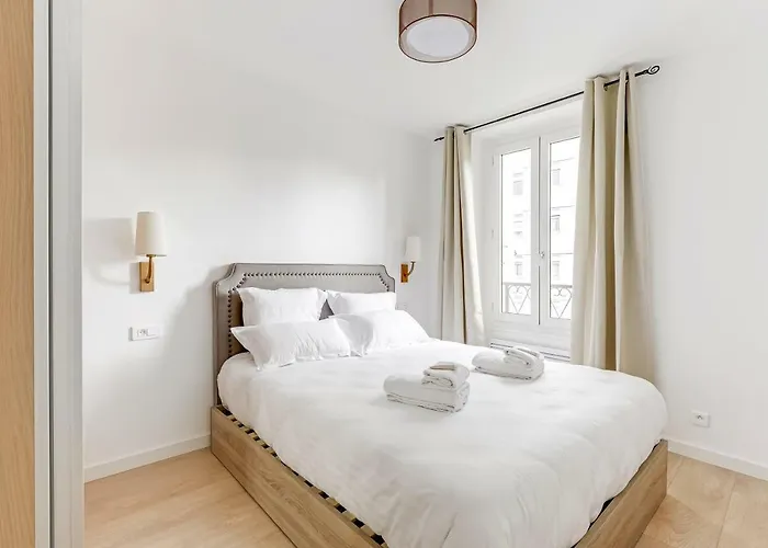 Pick A Flat's Rue D'avron - Nation